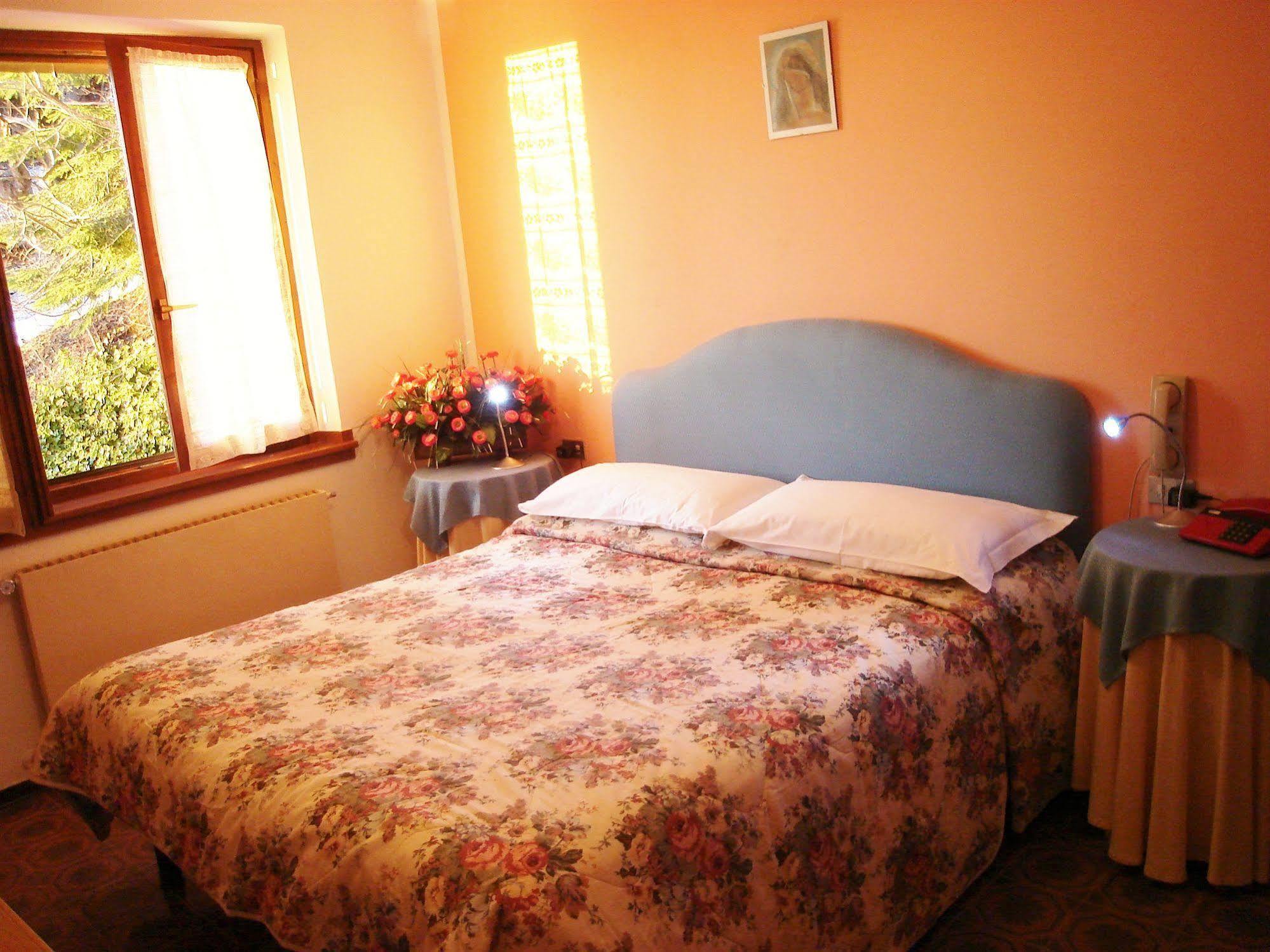 Hotel Spampatti Castione della Presolana Exteriör bild