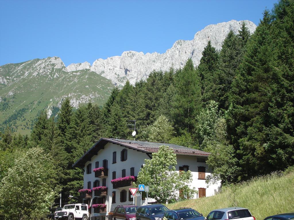 Hotel Spampatti Castione della Presolana Exteriör bild